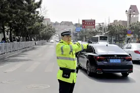 事关“五一”假期出行！市南交警这份交通指南请收好图片