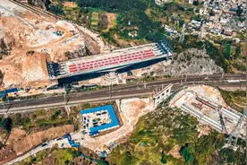 破纪录！贵州万吨大桥隆重转体成功图片