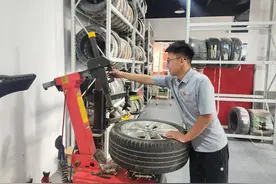 95后济南小伙的汽修创业路：从学徒到店长，再到途虎加盟商的华丽转身图片