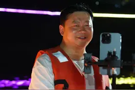 甲亢哥在蒙古想念卤鹅哥，卤鹅哥回应：我也想念他，希望早日见面图片