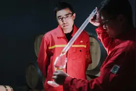 山东省乡村振兴首席专家、泰山学院秦伟帅博士：让一株酵母菌酿出乡村振兴路图片