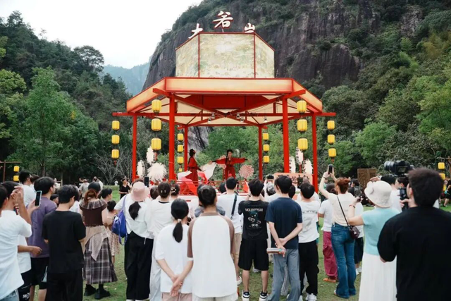 楠溪江如何越夜越city？