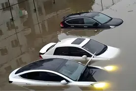 汛期已至，车辆遇水咋个办？如何避坑“泡水车”？图片