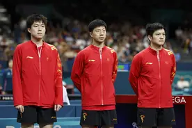 奥运五连冠🥇！乒乓球男团决赛 中国队3-0击败瑞典队夺金！图片