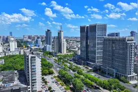 废止“五年一学位”，“张家港到处都是学区房”图片