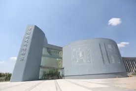 从凭票打奶到智能制造，中国乳业蝶变下的伊利身影图片