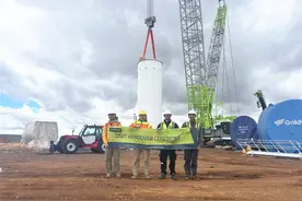 出口非洲最大吨位履带起重机！中联重科再创行业新纪录图片