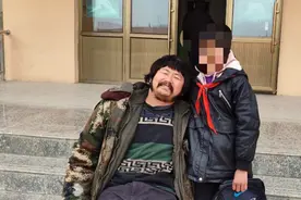 残疾公益人胡雷之痛：其资助“牛奶女孩”离世，网络戾气又向家属 “挥刀”图片
