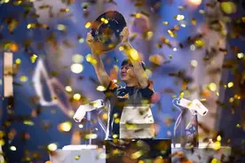 败者组一穿五奇迹！“小孩”曾卓君夺得街霸6电竞世界杯总冠军图片