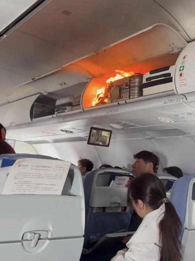 杭州飞韩国一航班因锂电池自燃备降