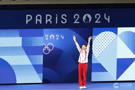 祝贺！全红婵、陈芋汐包揽10米台金银牌图片