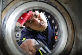 “新八级工”来了，企业技术人员晋升没了“天花板”图片