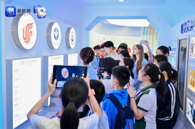 校园新探丨国航浙江参观纪实：10后学子心中埋下的航空梦种子如何发芽？