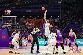 CBA迎历史首次季后赛“京城德比” 北京北控横扫山东晋级八强图片