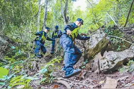 女生为何称呼广西边陲的移民管理警察为“警察舅舅”？这里有一个感人的故事……图片