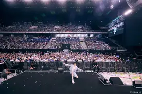 歌手周深，发文谢幕图片