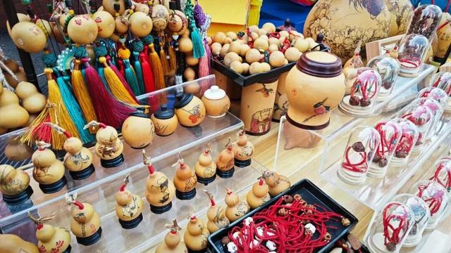 聊斋茶馆、千年琉璃、5A菜市场……淄博张店，好吃好玩好“上头”！