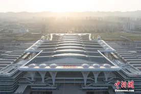 探访中国西部地区最大高铁枢纽站——重庆东站图片
