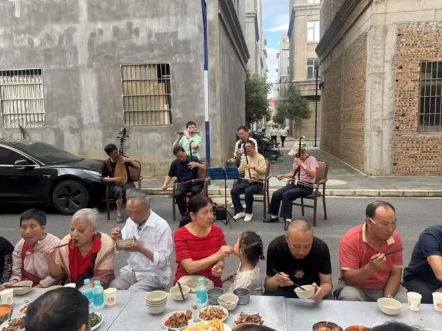 麒麟区益宁街道搭建平台兴民宿 推进“避暑经济”发展