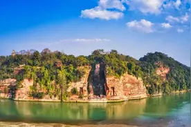 乐山大佛景区游山售检票规则调整：1月20日起，白天游山全面取缔纸质门票图片