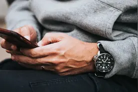 竞品分析报告：得物App&识货App图片