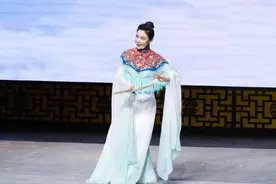 传承梅派艺术，梅葆玖弟子白金上海绽放芳华图片