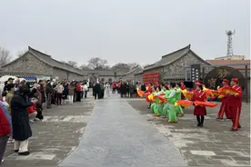 临清市：佳节遇上市集新风 “幸福邻里市集”项目暖意浓图片