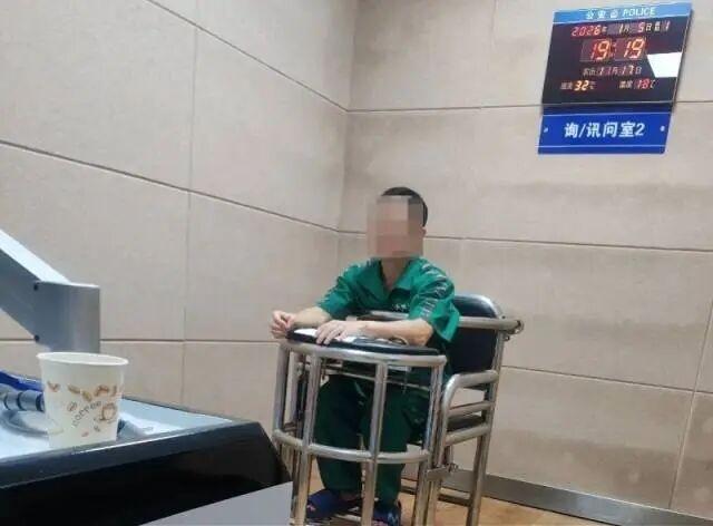 闫学晶母子相继道歉，佐香园否认闫学晶持有公司股份	，冒充佐香园账号称“爱买不买”的男子被行拘