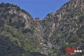 5天接待进山游客31.4802万人次！泰山平安有序度过“史上最热”“五一”假期图片