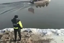 吉林一家三口开车坠江车辆已找到，当地救援队：车里没有人图片