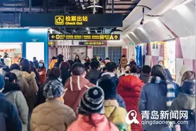 地铁客流量正逼近公交 青岛城市公共交通即将迎来“拐点”图片