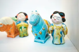 消费视窗·服务消费一线探访｜创新引领，文创产品融入日常生活图片