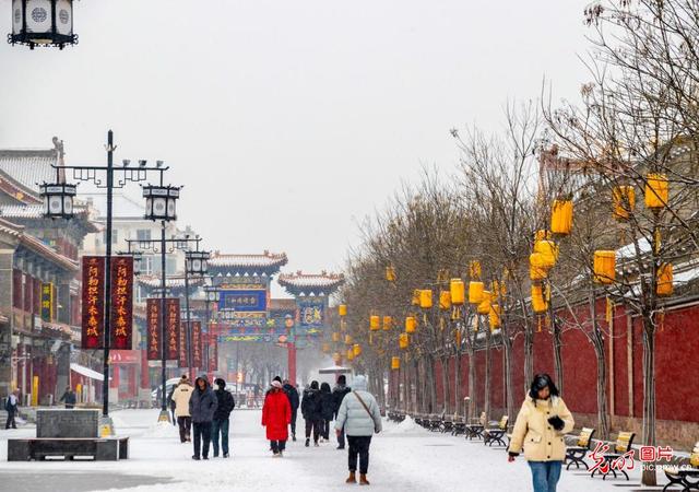 雪落青城 美景如画