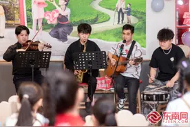 “小候鸟”扩大关爱半径 有爱陪伴困境儿童共度“六一”图片