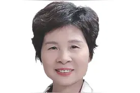 60岁，不识26个英文字母，但她想唱图片