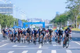 2023环粤港澳大湾区城市自行车挑战赛（东莞滨海湾站）上演图片