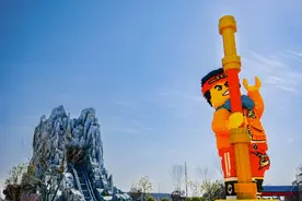 上海乐高乐园冲刺今夏开园：多项核心骑乘设备开启测试，12个项目进入调试阶段图片