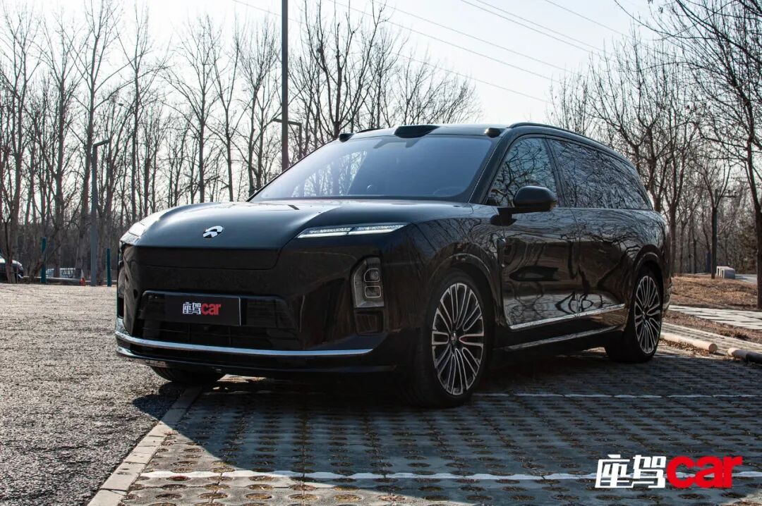 蔚来汽车底盘结构图_第三代蔚来ES8_蔚来ES8历代演进