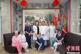 白俄首名“持证上岗”的中国中医：搭起民间健康桥梁图片
