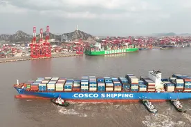 “钱凯到上海”双向直航，首艘秘鲁钱凯港直航货轮抵沪图片