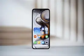 满配旗舰小折叠屏!小米MIX Flip 2图赏图片