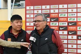 关注｜伊万科维奇带病工作 国足海口备战急速“上量”图片