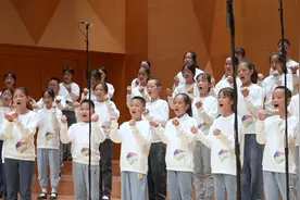 明月松间照 清泉石上流 蛇口学校五彩石童声合唱团举办“石上清泉”专题音乐会图片