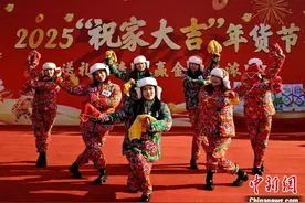 欢欢喜喜过大年 沈阳百年祝家大集年货节热闹开场图片