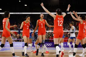 小组赛三战全胜！中国女排以小组第一身份晋级八强图片