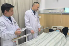 七旬老人突发脑梗死，“黄金一小时”溶栓治疗化险为夷图片