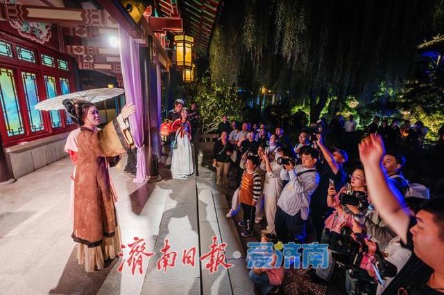 一年四季 泉在济南 | 趵突泉沉浸式夜游《趵突夜画》璀璨启幕 打造泉城夜游新地标