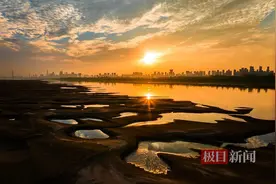 长江进入枯水期，沿线独特景观频现图片