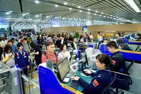 国家移民管理局：上半年3.33亿人次出入境   同比上升15.8%图片