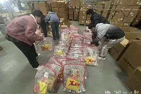 @汉马跑友，你的参赛包正在打包图片